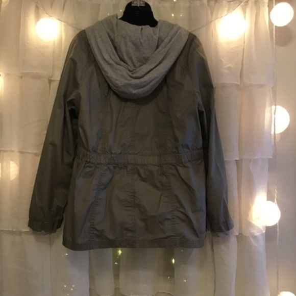 DKNY JACKET SIZE XL - Picture 2 of 5